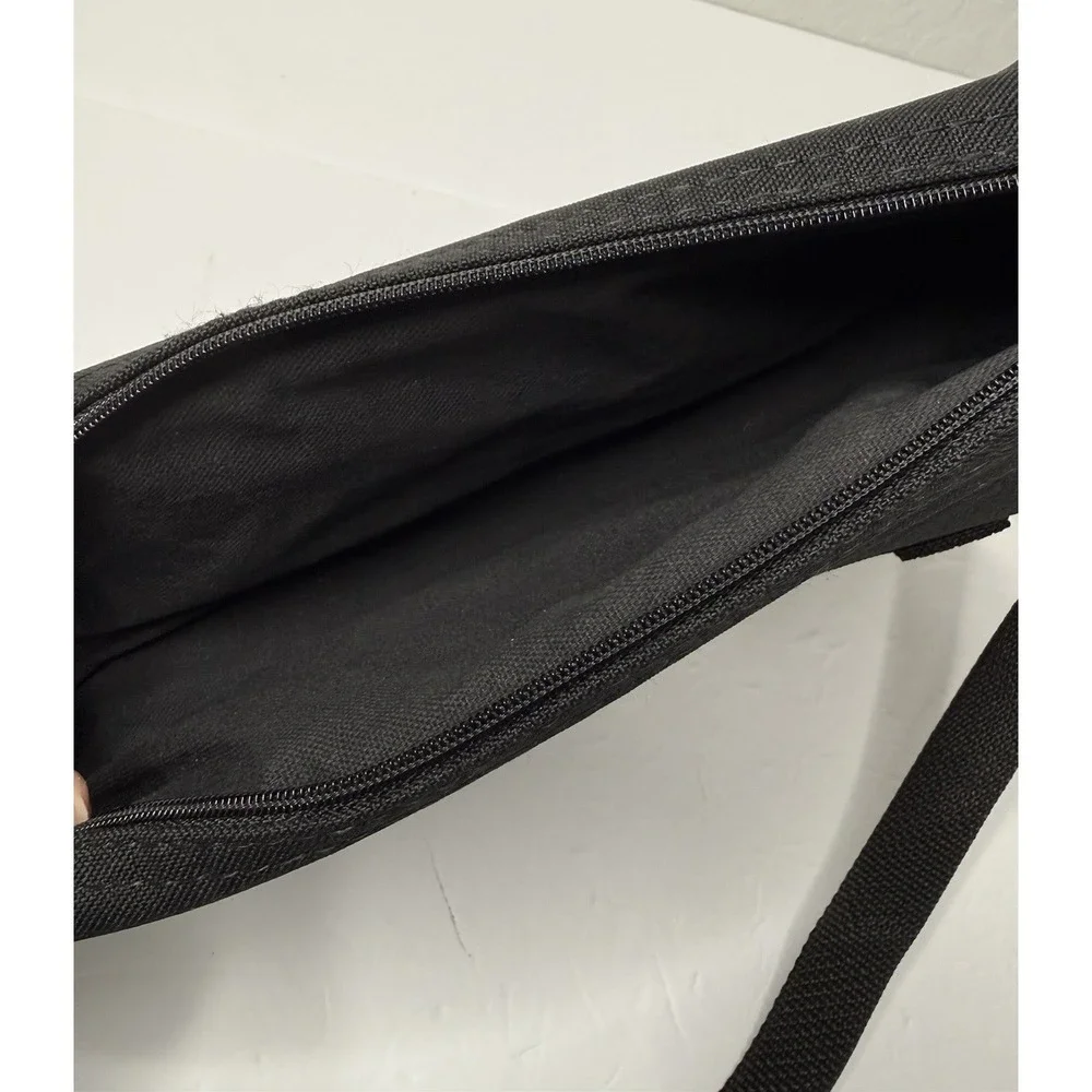 Cabelas Sports Bag Black Fishing Hunting Thick Sides One Pocket Pouch Zip Buckle